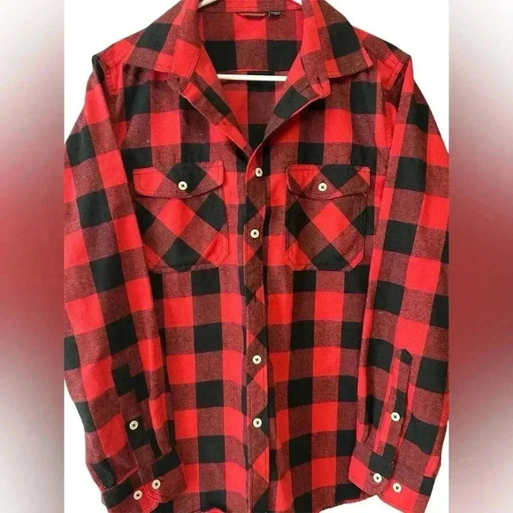 Other - 👕 Red/black long sleeve Plaid Flannel (unisex), GUC, Size M